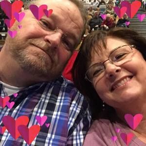 Meet your Posher, Kelli